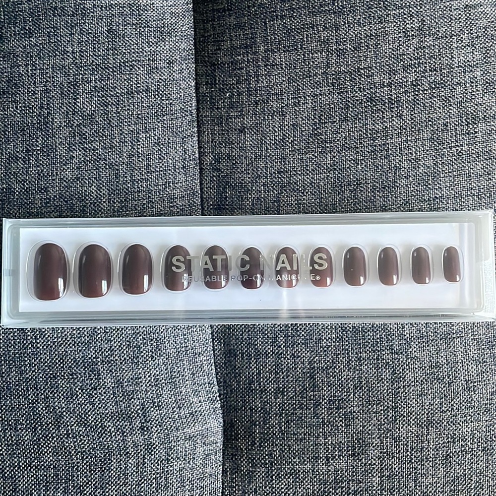 2 for $20 - NIB static nails - “Vamp” round